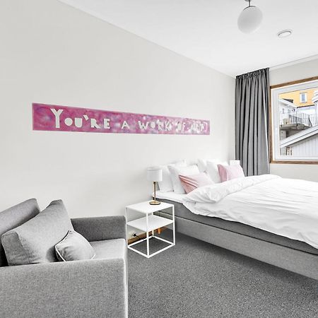 Lille Hotell Arendal Exterior foto